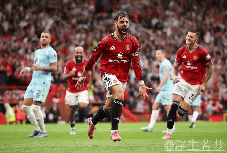 曼联大清洗！曝全员标价待售：B费等核心球员也在列