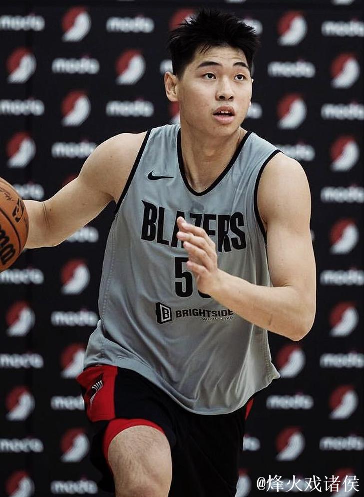 崔永熙4分钟狂砍5分 高难度进球引爆全场热情